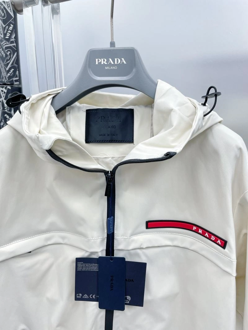Casual Prada Outwear 170882