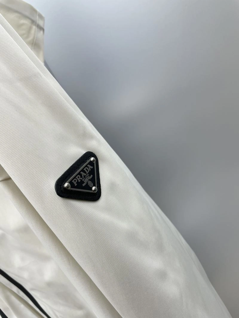Casual Prada Outwear 170882