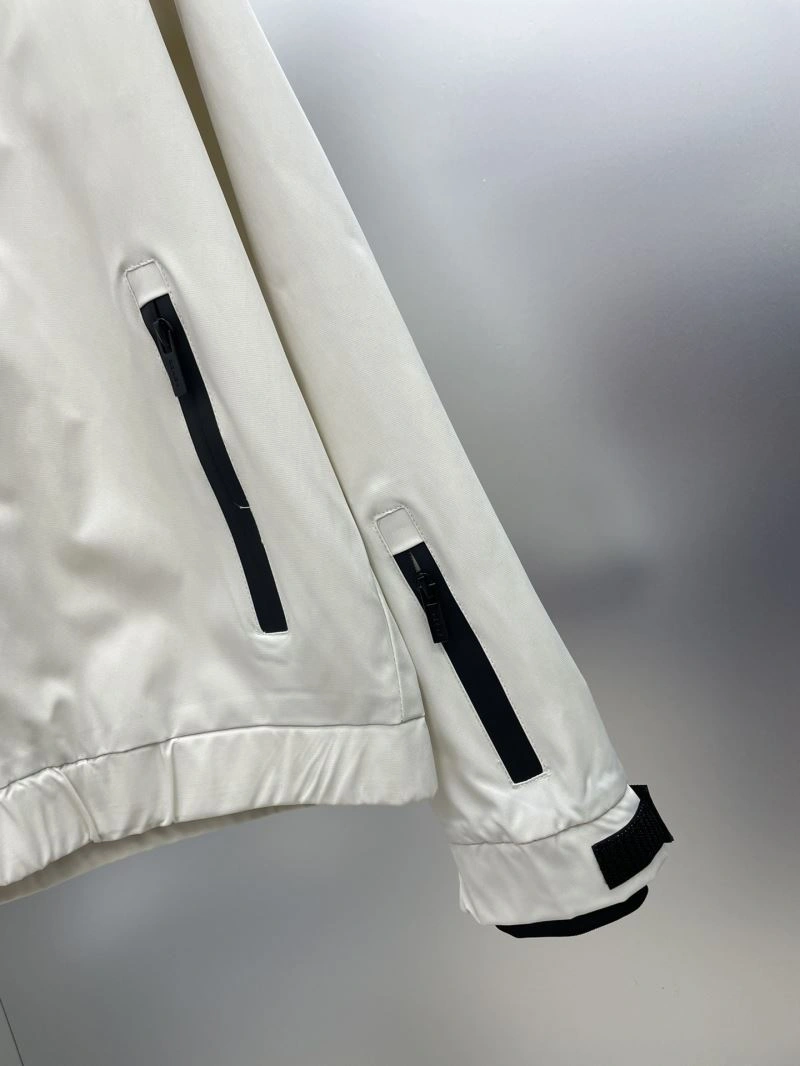Casual Prada Outwear 170882