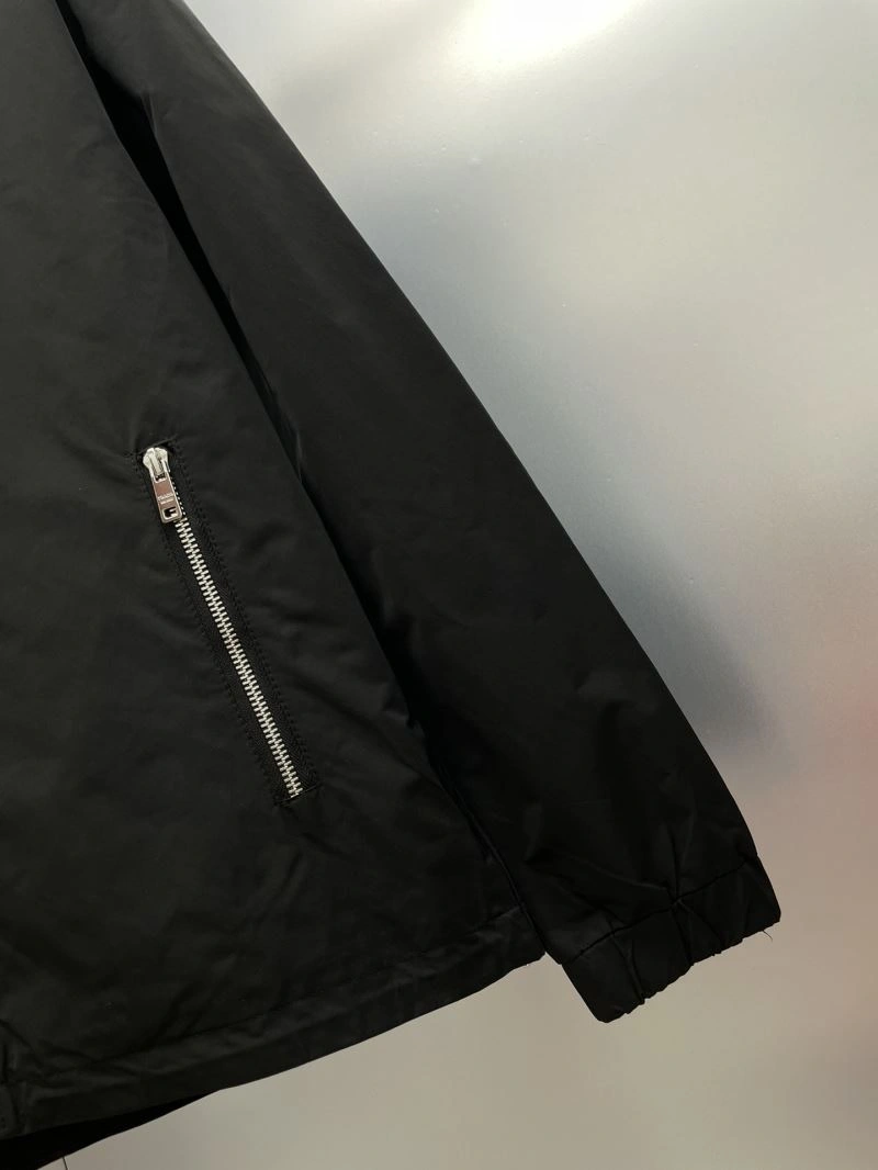 Snug Prada Outwear 170987