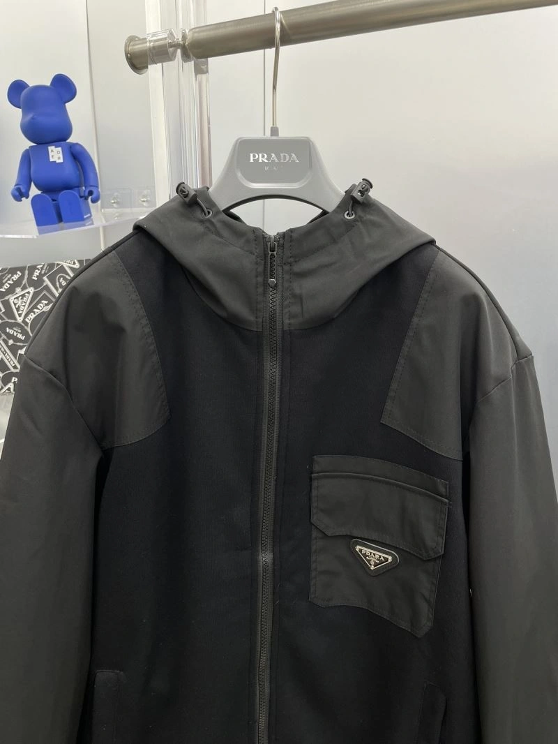 Prada Outwear Minimalist 170877