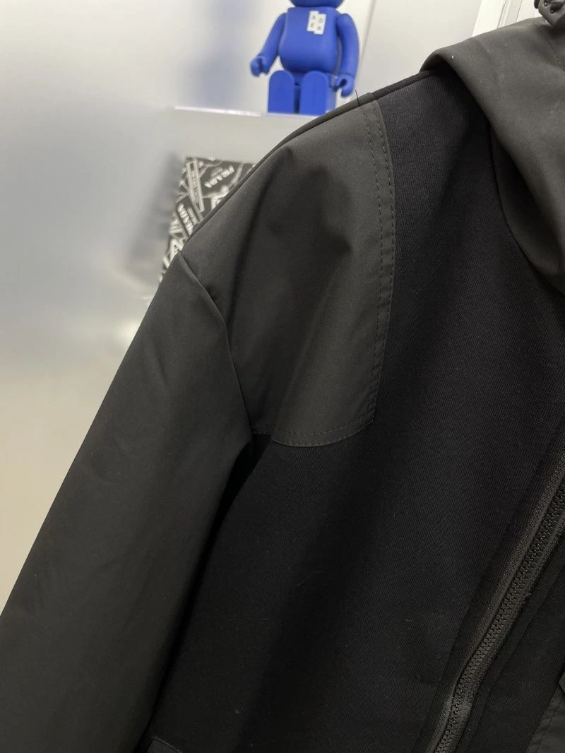 Prada Outwear Minimalist 170877