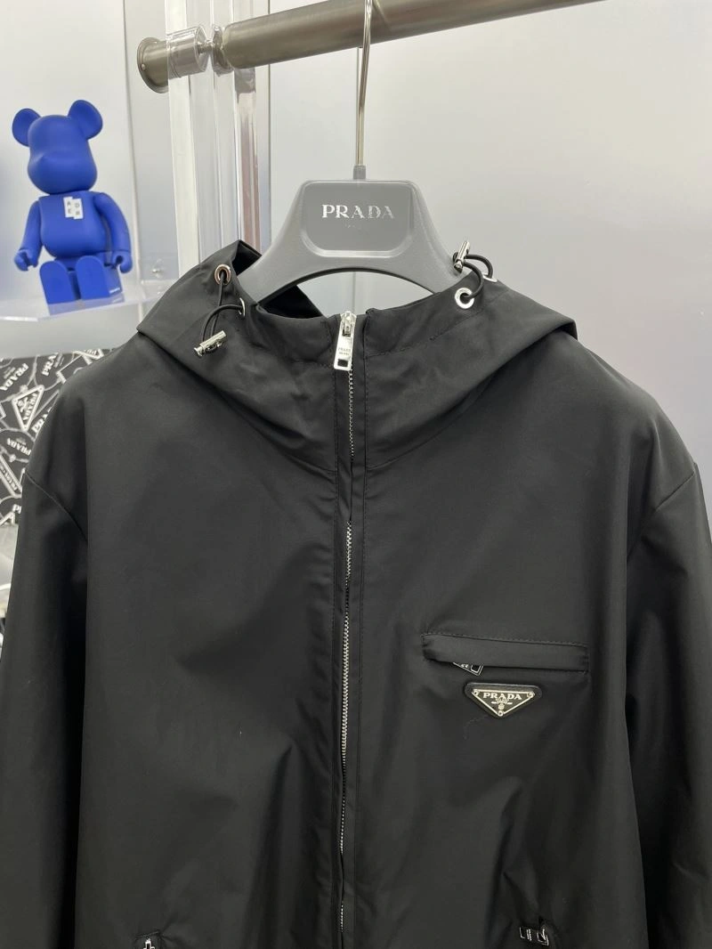 Prada Outwear Durable 170873