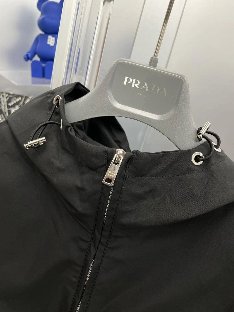 Prada Outwear Durable 170873