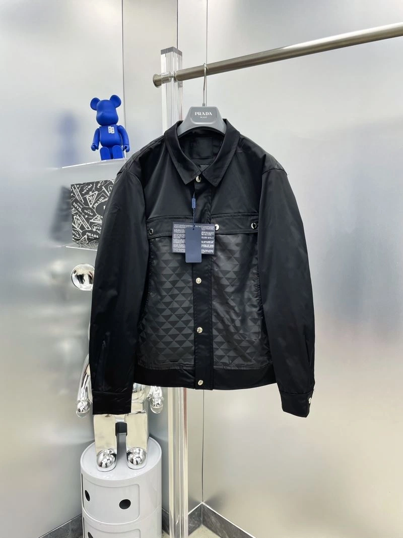 Lightweight Prada Outwear 170909
