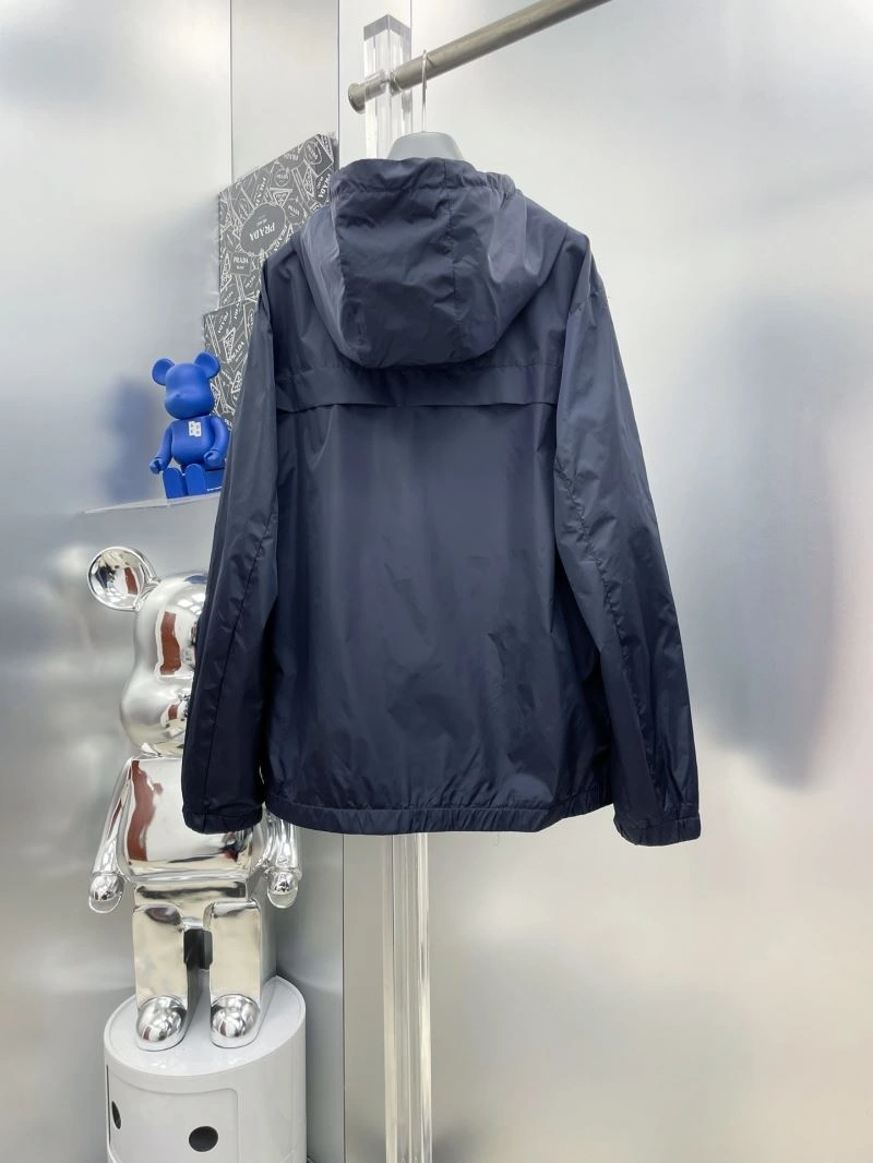 Flexible Prada Outwear 170950