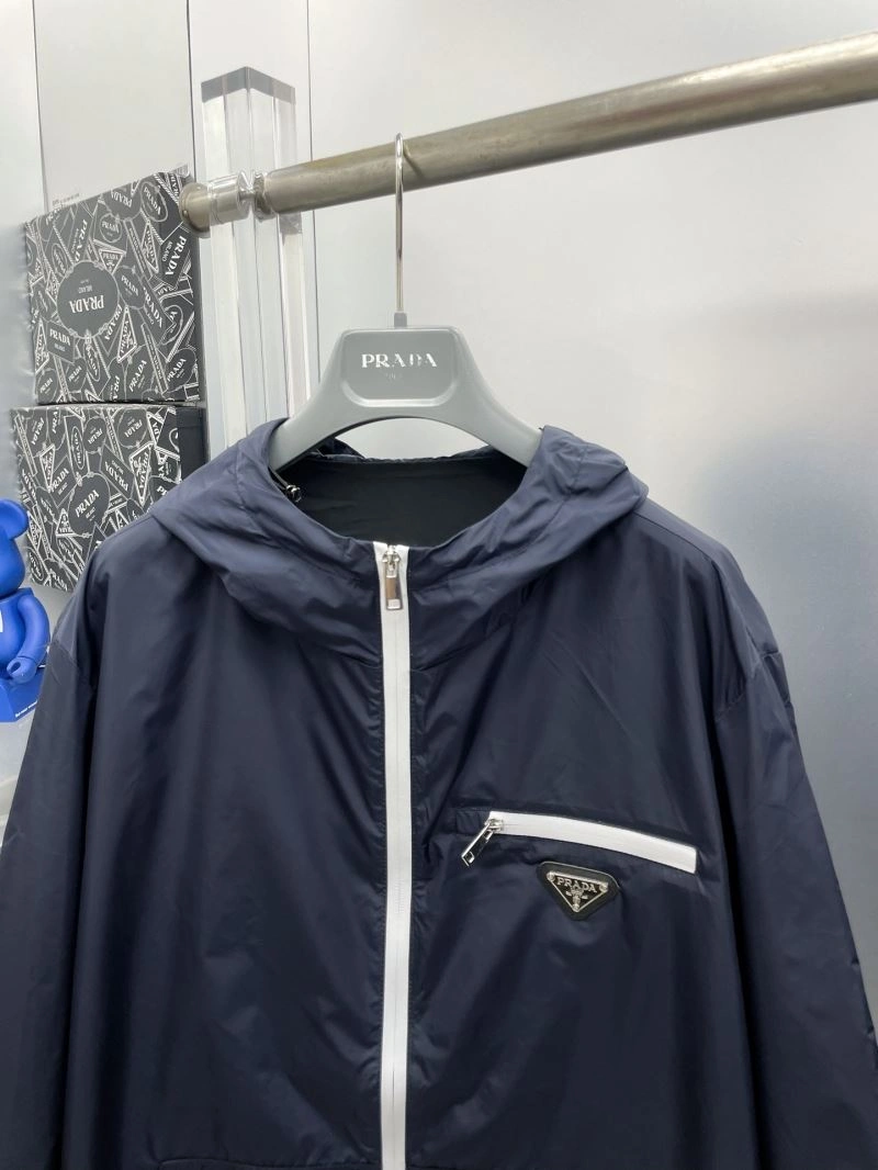 Flexible Prada Outwear 170950