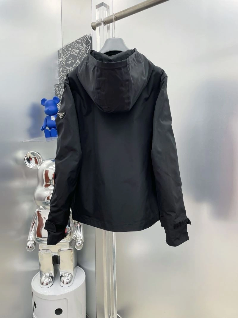 WaterResistant Prada Outwear 170945