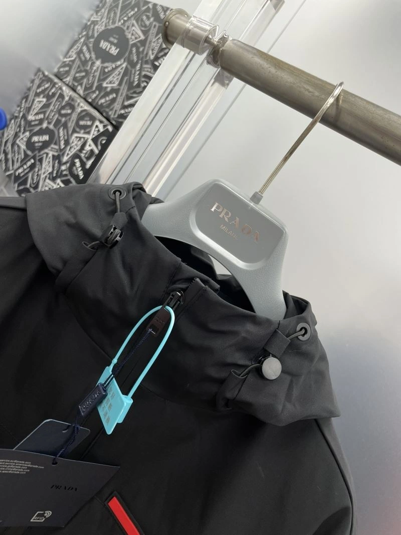WaterResistant Prada Outwear 170945