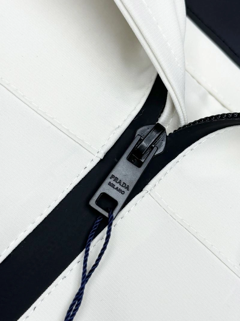 Prada Outwear EasyMatch 170852