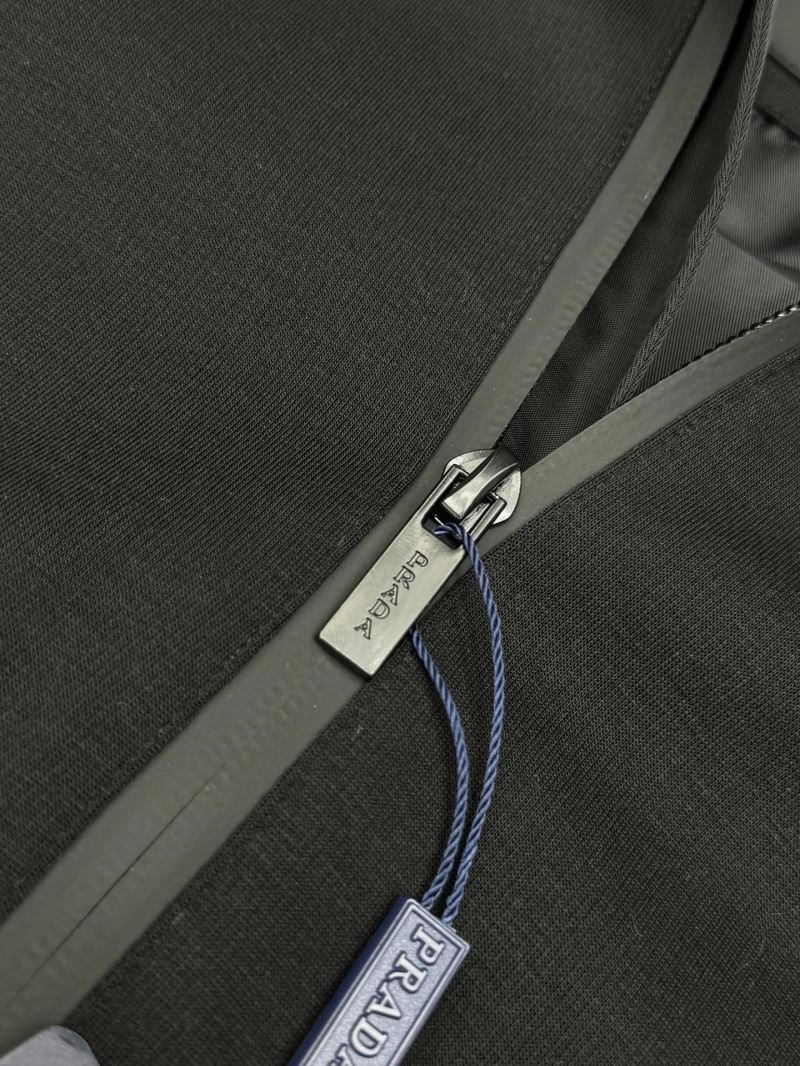 GoAnywhere Prada Outwear 170849
