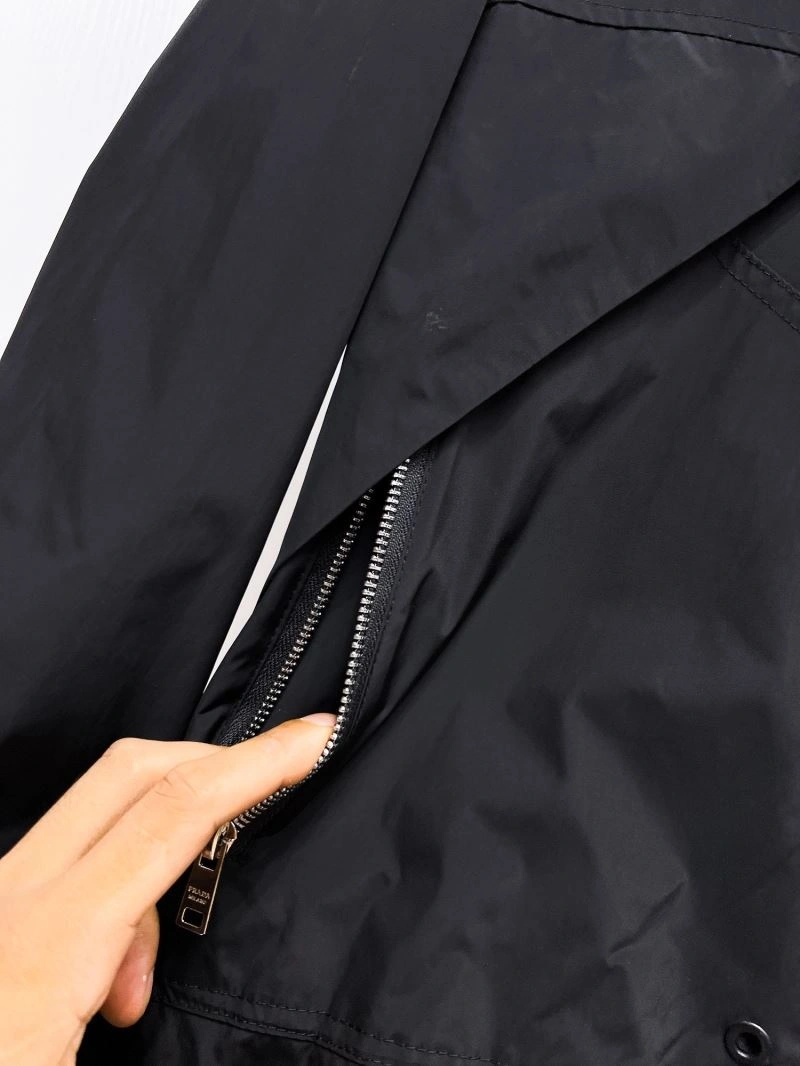 Lightweight Prada Outwear 170408