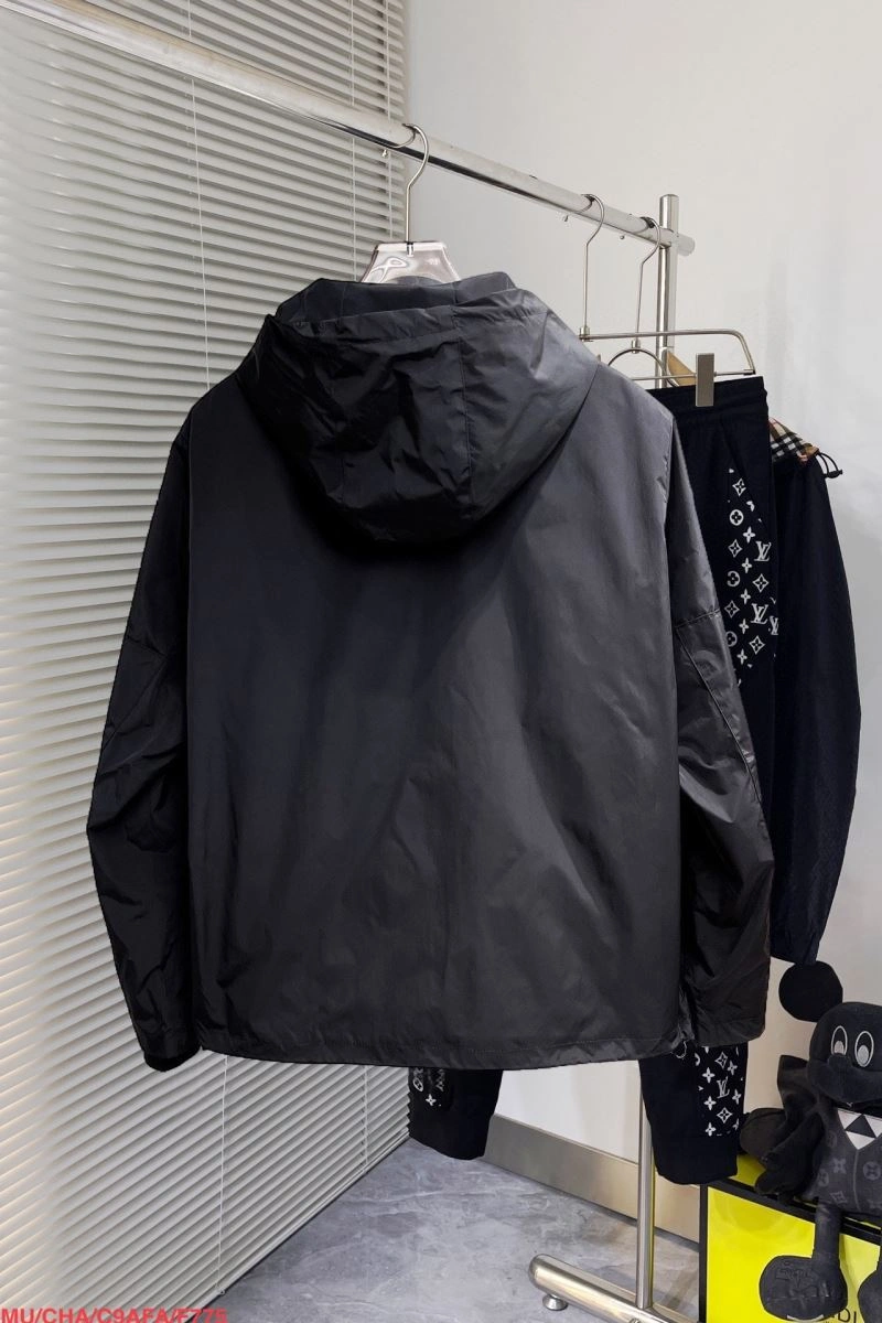 Prada Outwear Effortless 170373