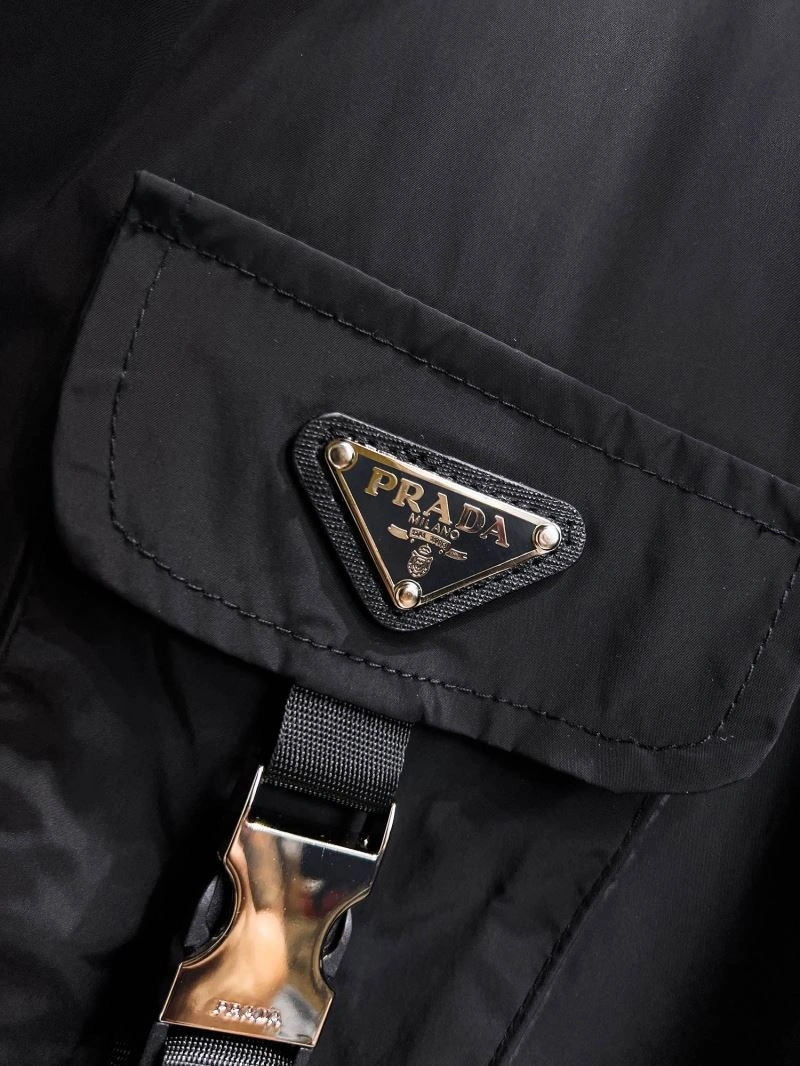 Prada Outwear Effortless 170373