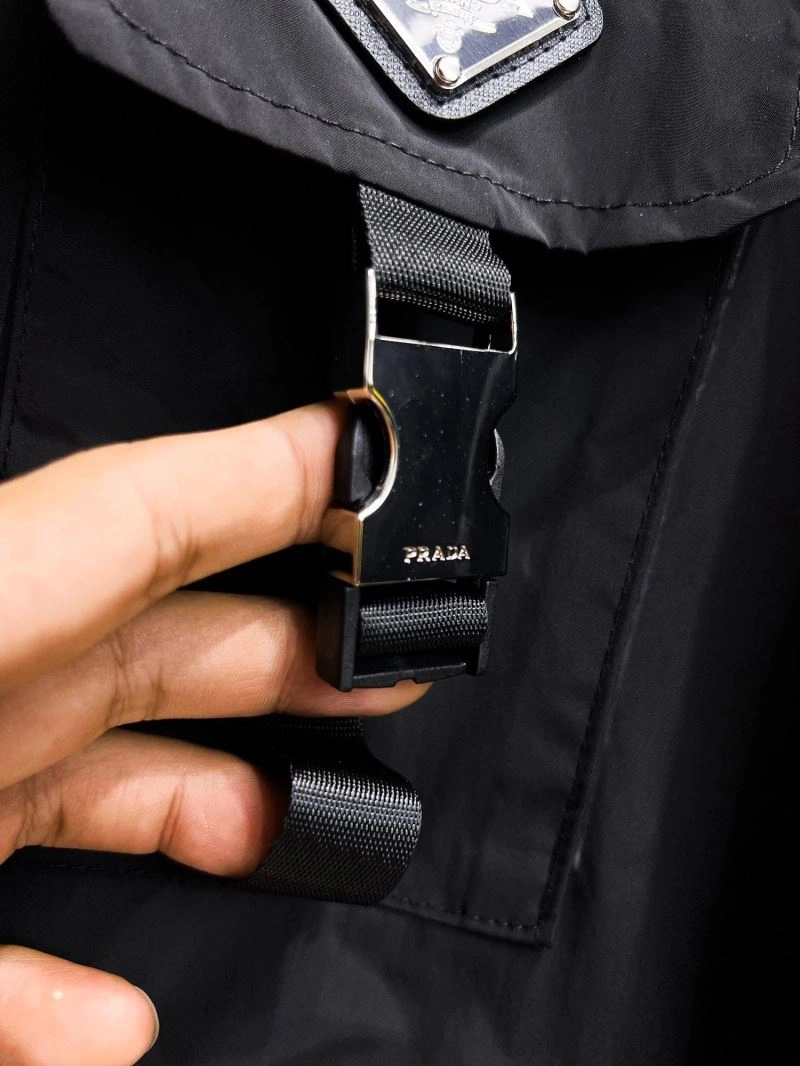 Prada Outwear Effortless 170373