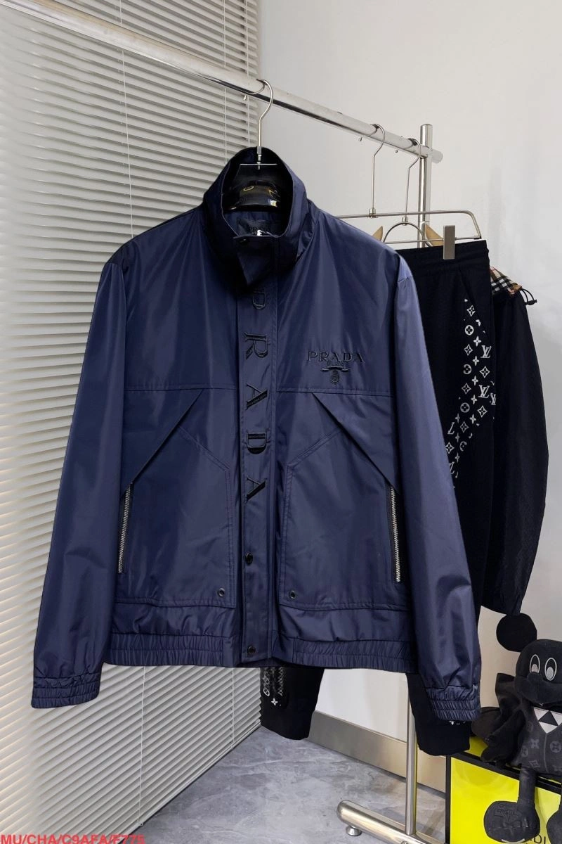 Prada Outwear Breathable 170363