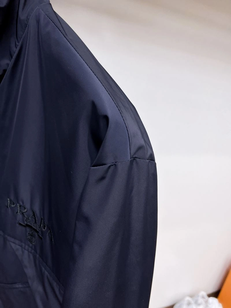 Prada Outwear Breathable 170363