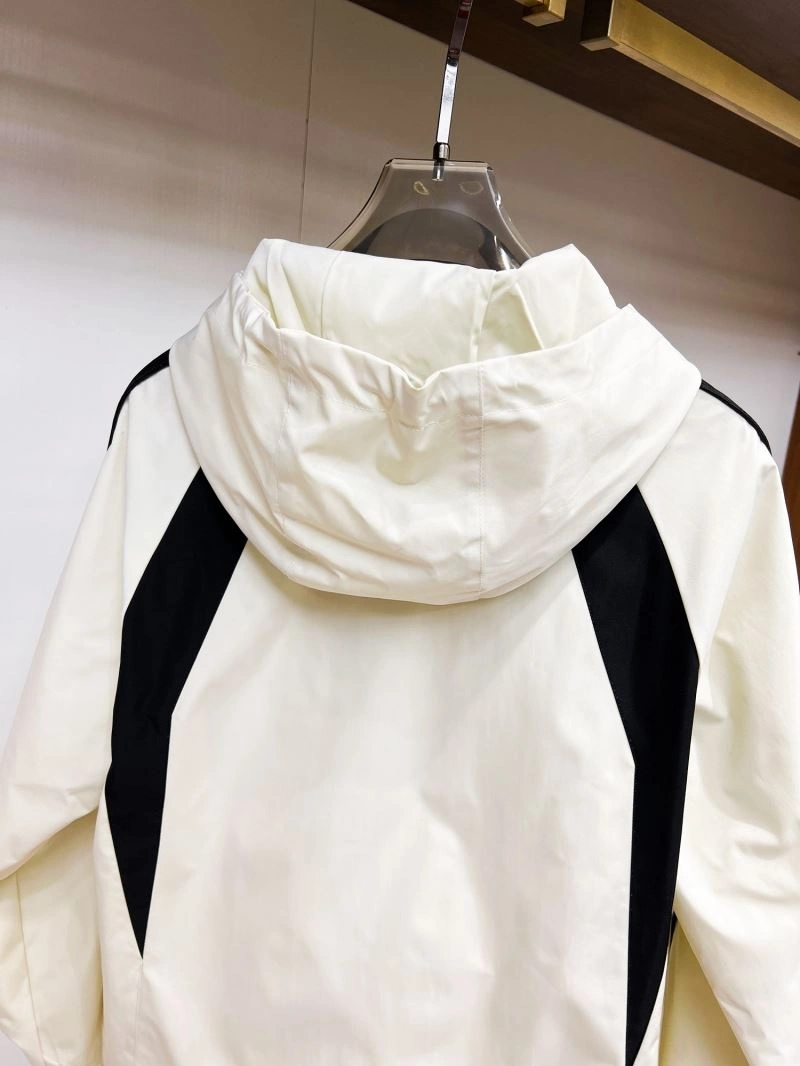 Prada Outwear Modern 170358