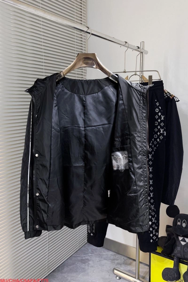 GoAnywhere Prada Outwear 170355