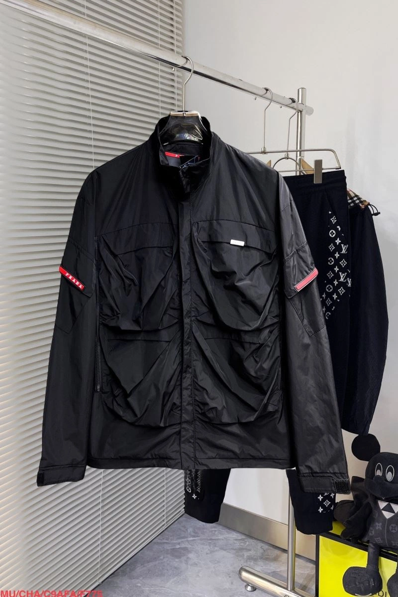 Lightweight Prada Outwear 170347