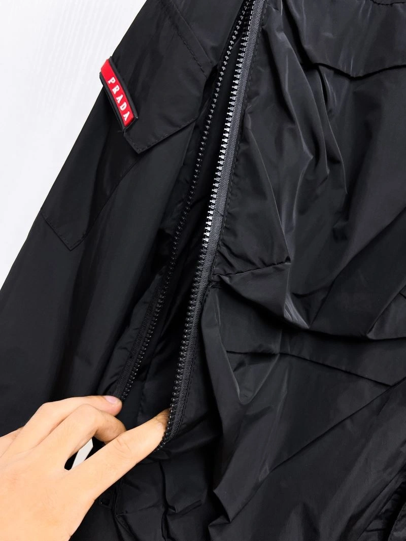 Lightweight Prada Outwear 170347