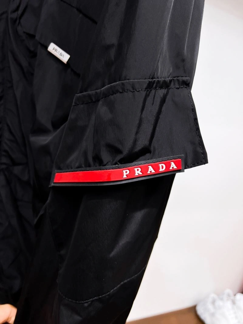 Lightweight Prada Outwear 170347