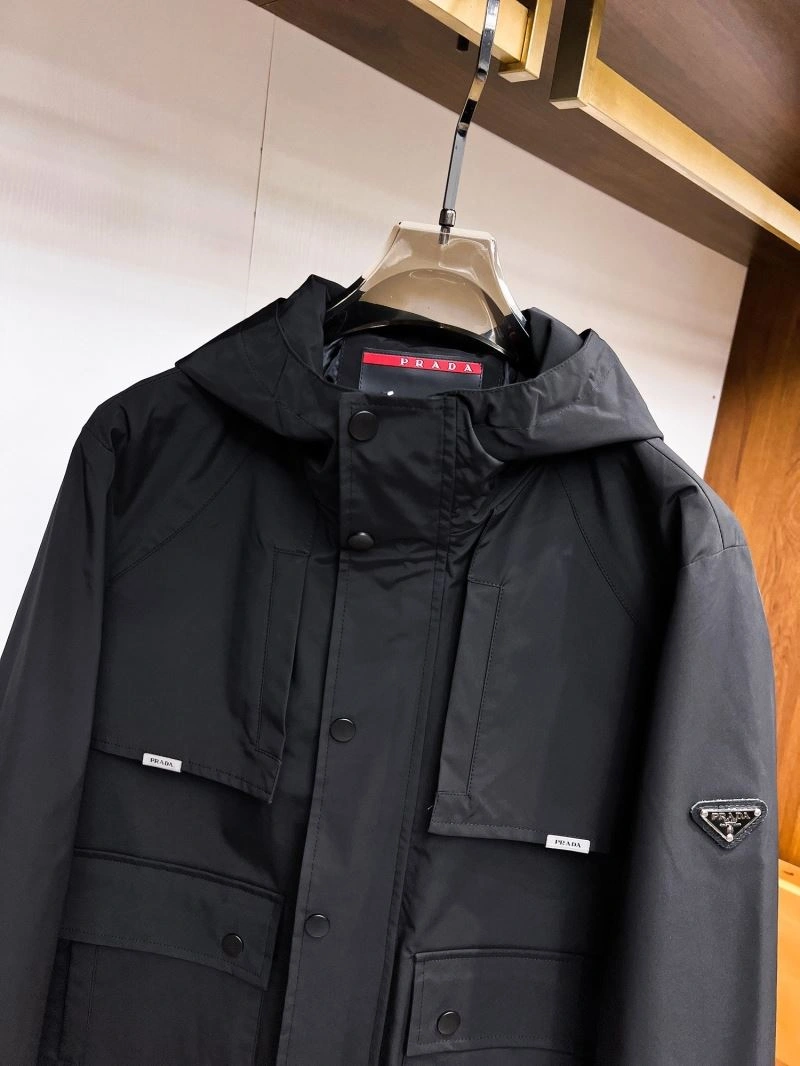 Lightweight Prada Outwear 170350
