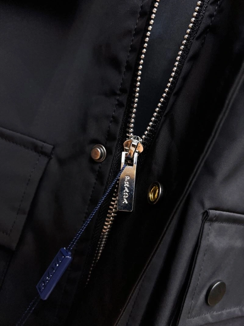 Lightweight Prada Outwear 170350