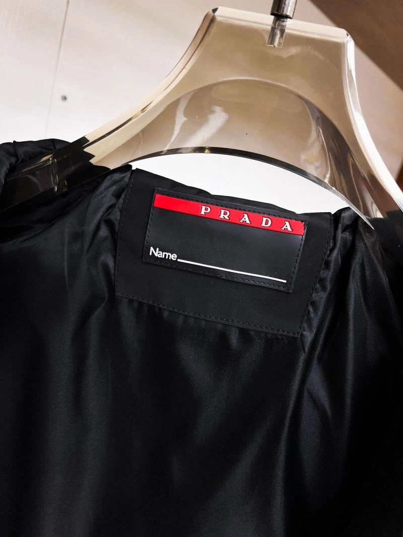 Lightweight Prada Outwear 170350