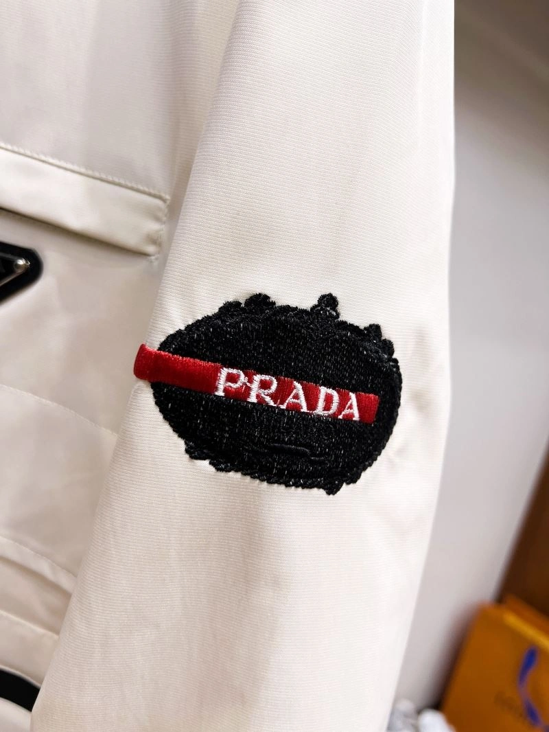 Prada Outwear SmartChoice 170348