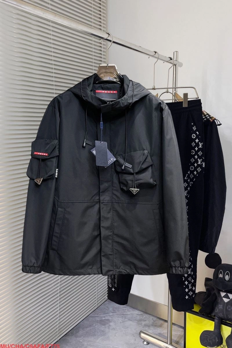 Prada Outwear Comfortable 170357