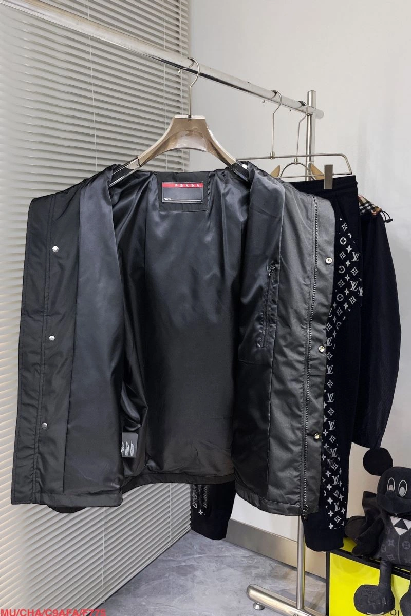 Prada Outwear Comfortable 170357