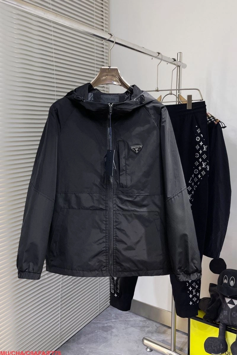 Prada Outwear Affordable 170351