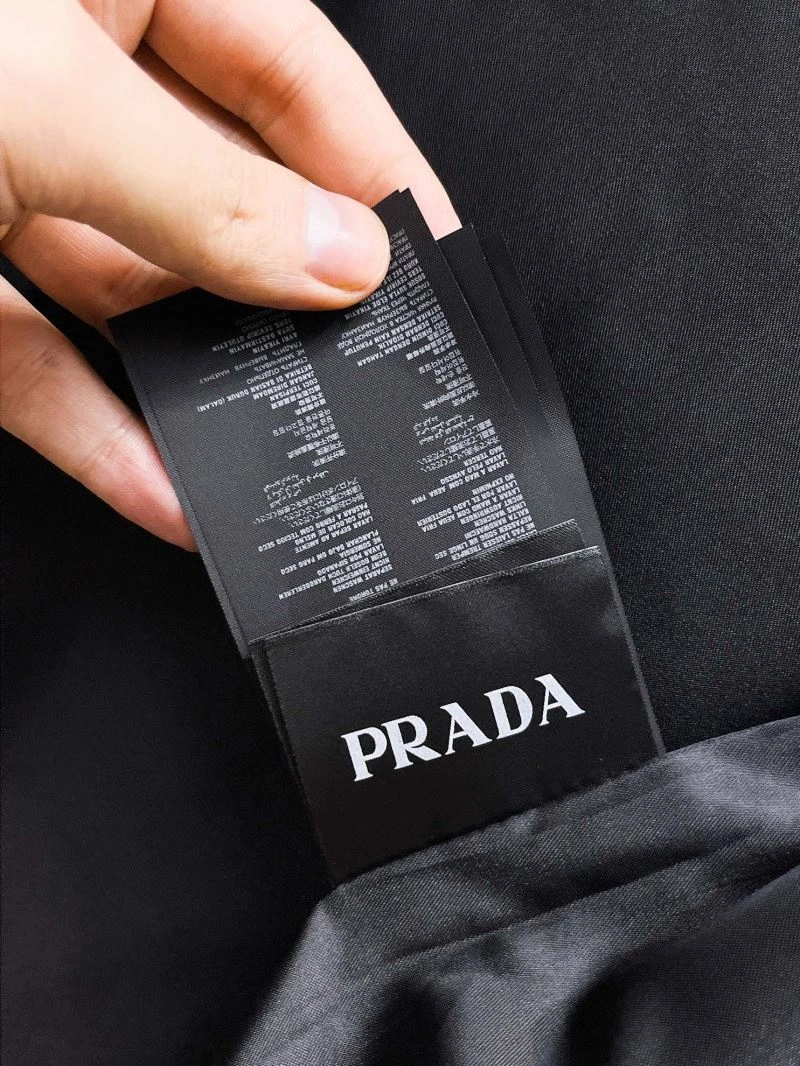 Prada Outwear SmartChoice 170354