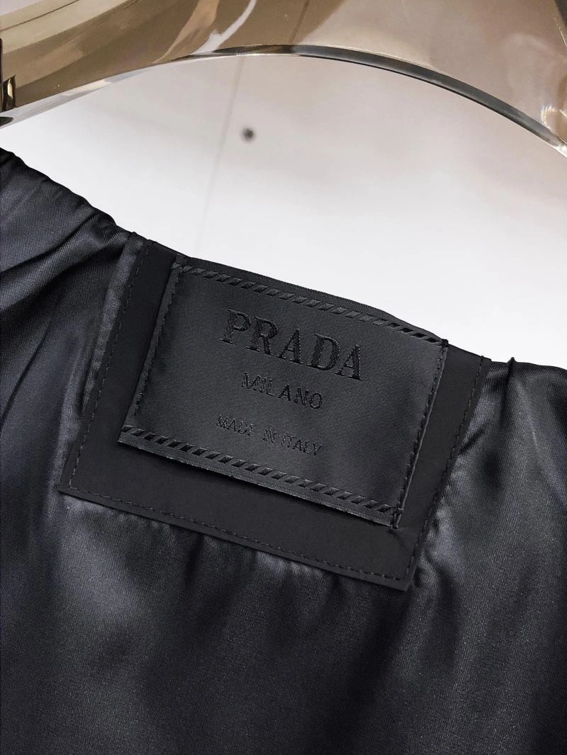 Prada Outwear SmartChoice 170354