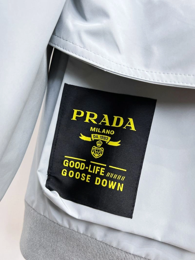 Prada Outwear ComfortFit 170394