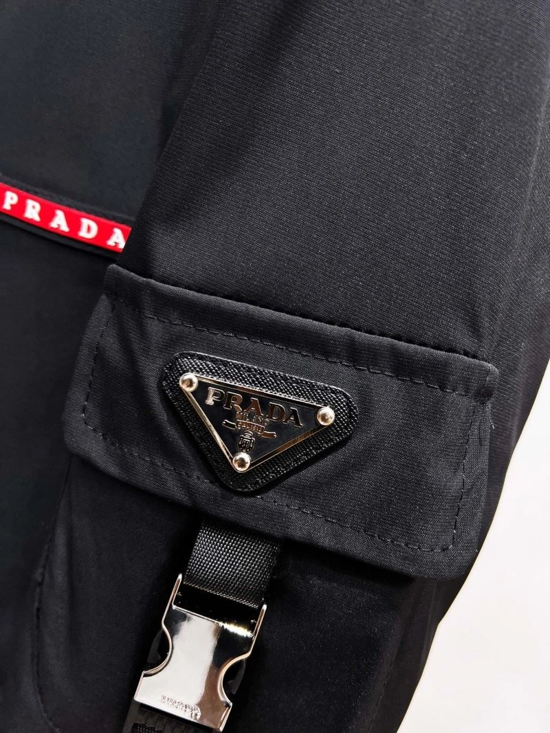 Breathable Prada Outwear 170404