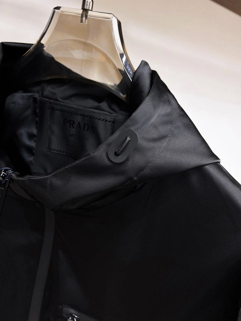 Prada Outwear Sustainable 170336