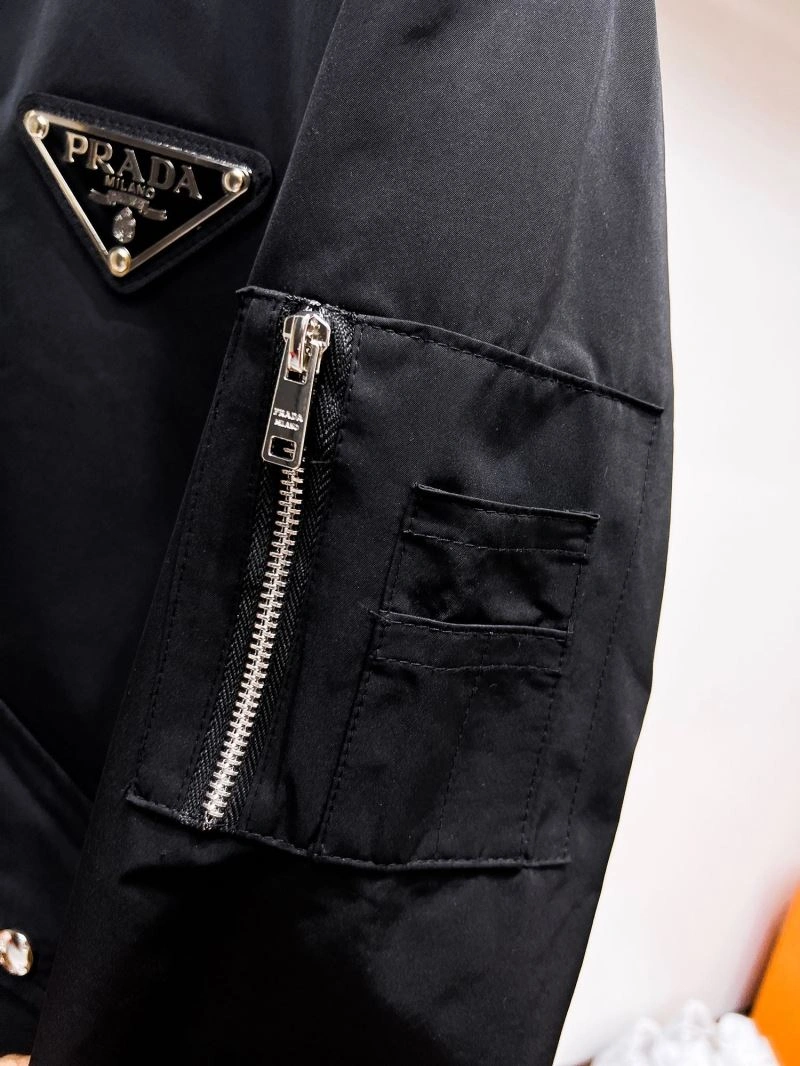 Casual Prada Outwear 170337
