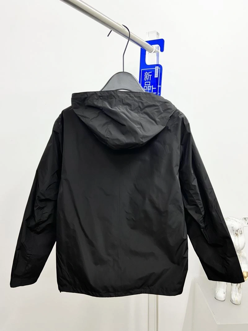 Prada Outwear Versatile 170333