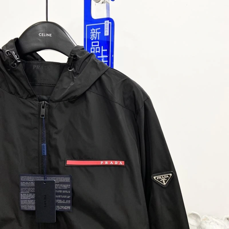 Prada Outwear Versatile 170333
