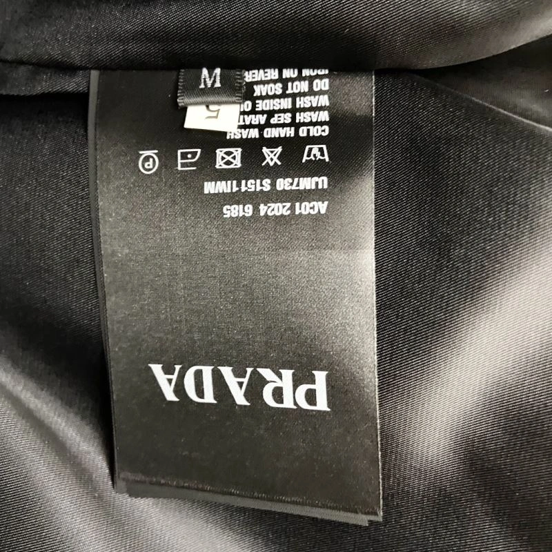 Prada Outwear Versatile 170333