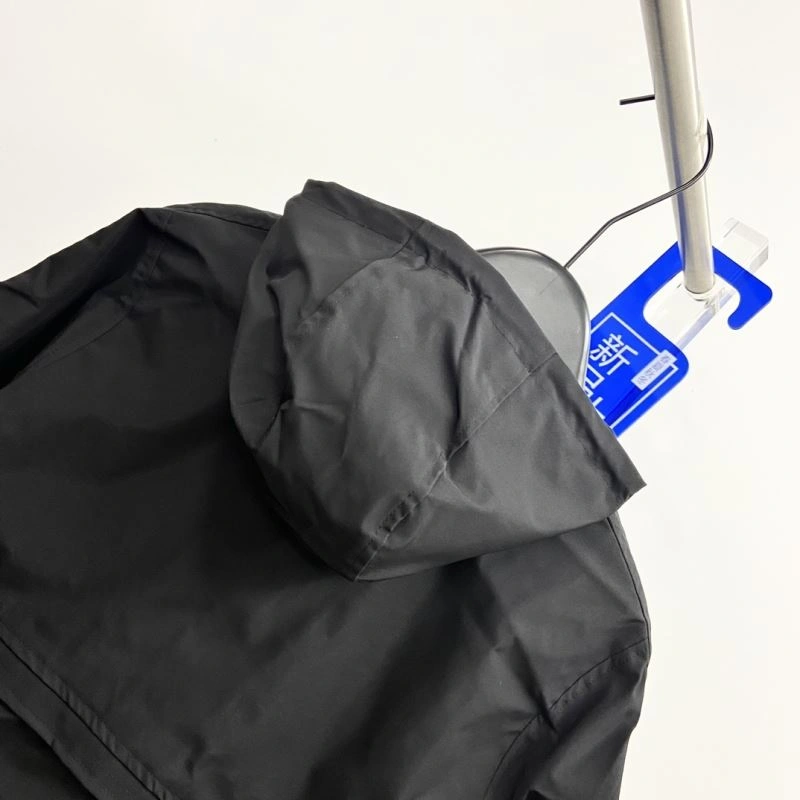 Breathable Prada Outwear 170332