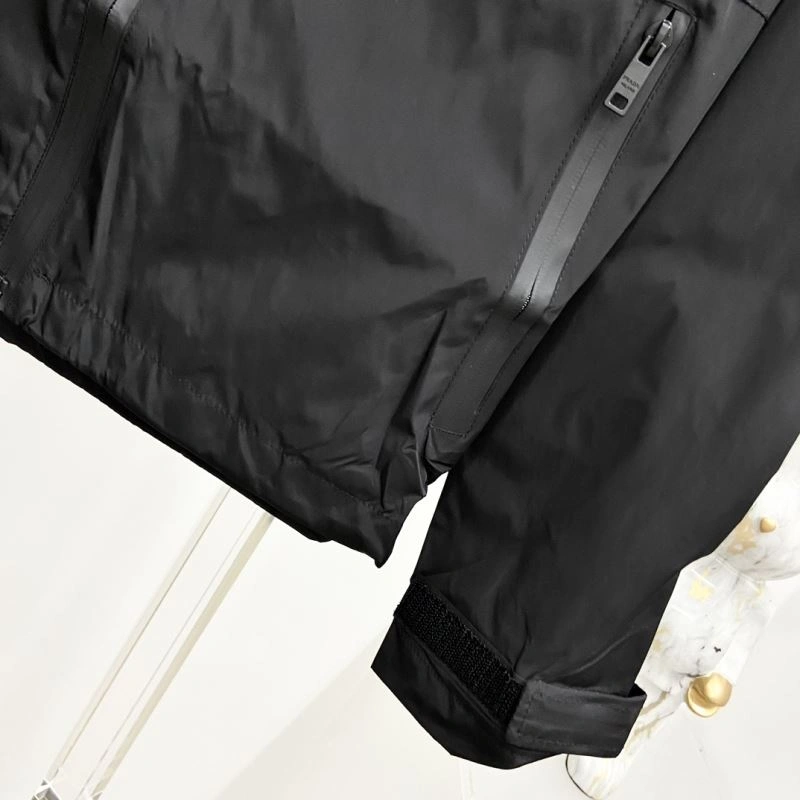 Prada Outwear ComfortFit 170321