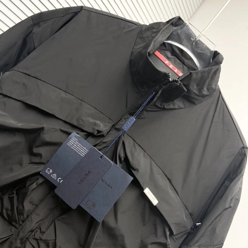 Prada Outwear UrbanChic 170371