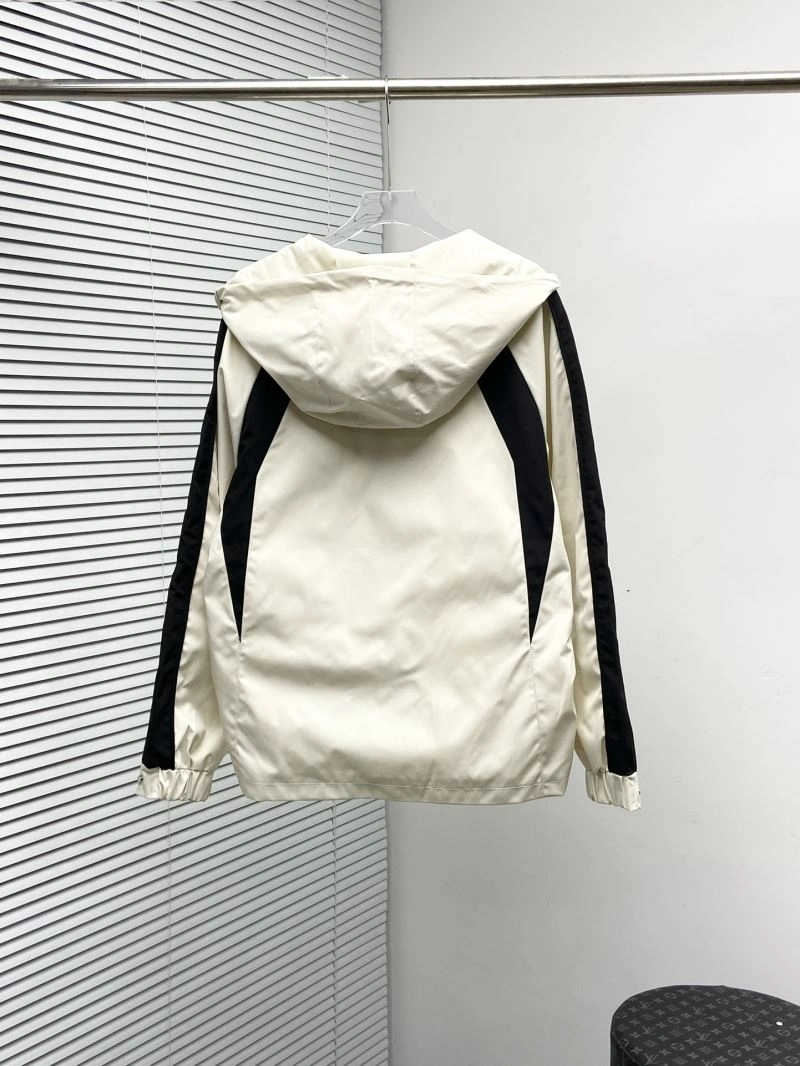 SmartChoice Prada Outwear 170344