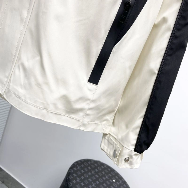 SmartChoice Prada Outwear 170344
