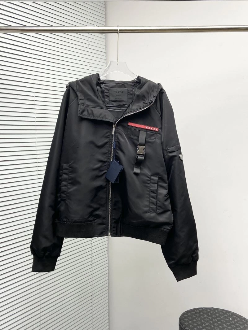 Snug Prada Outwear 170407
