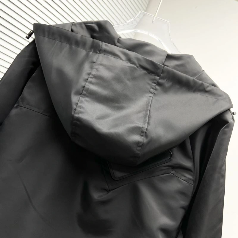 Snug Prada Outwear 170407