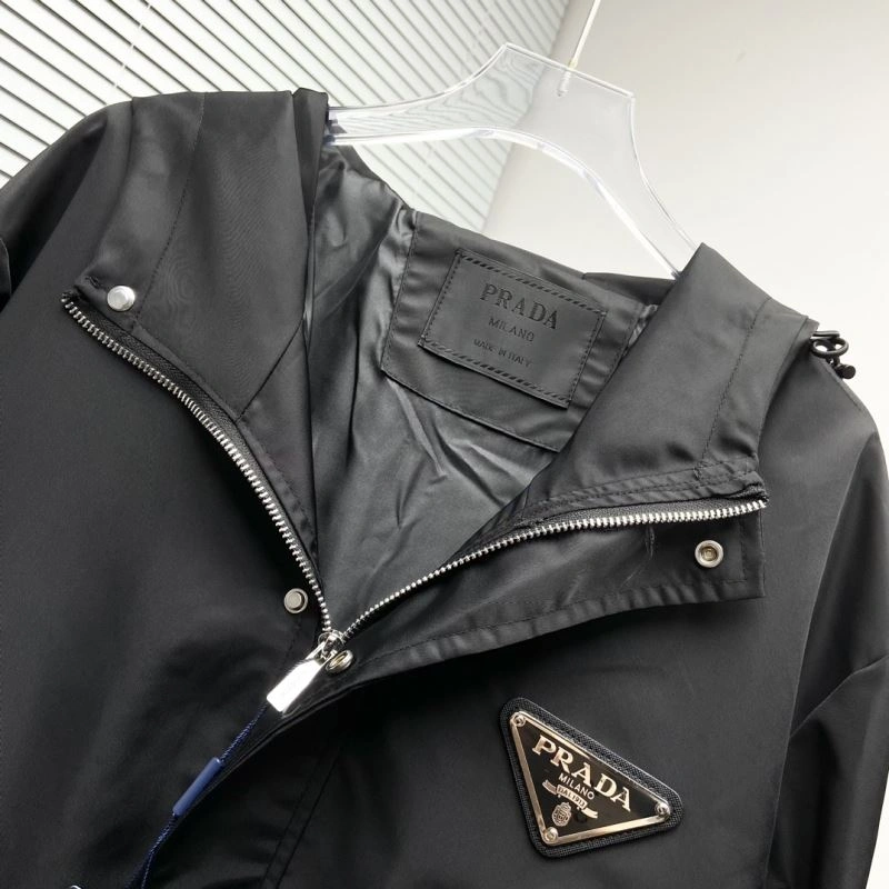 Prada Outwear Versatile 170369